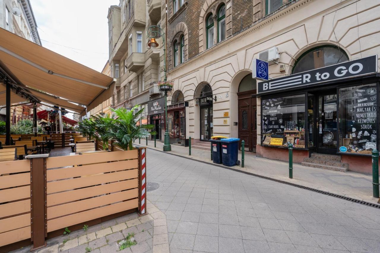Peachy Homes * Budapest